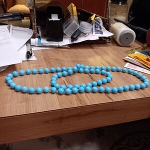 Elegant Round Turquoise beaded 18" necklace